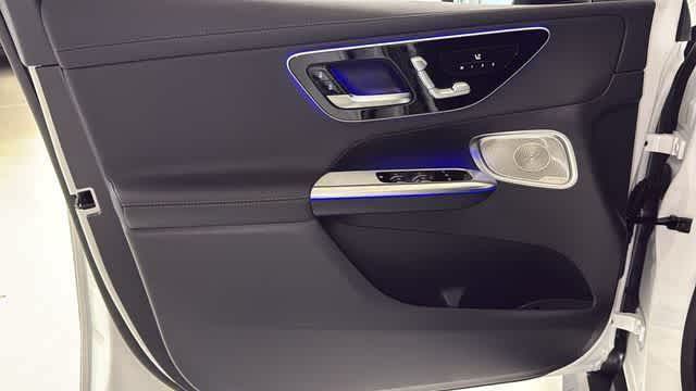 Thumbnail: 2026 Mercedes-Benz GLC - 23