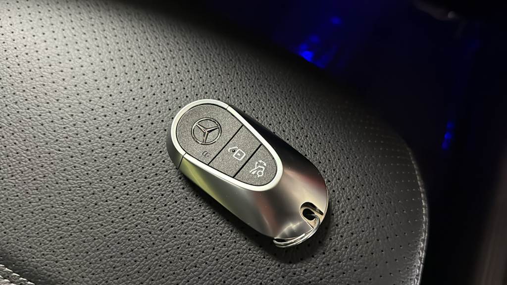 Thumbnail: 2026 Mercedes-Benz GLC - 17
