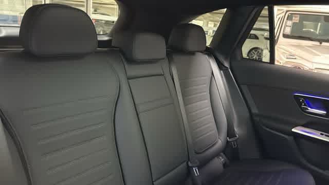 Thumbnail: 2026 Mercedes-Benz GLC - 35