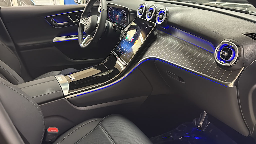 Thumbnail: 2026 Mercedes-Benz GLC - 15
