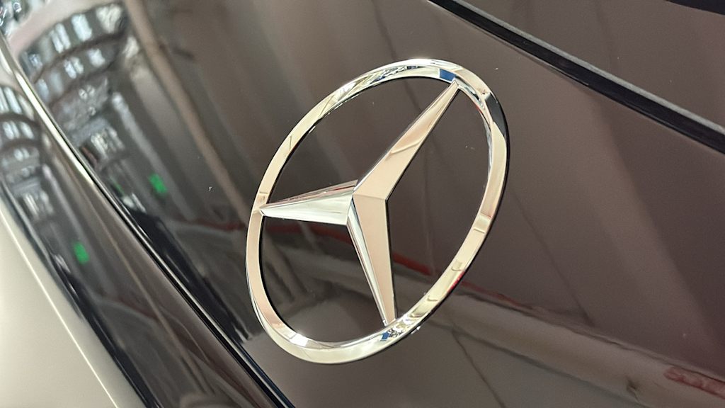 Thumbnail: 2026 Mercedes-Benz GLC - 19