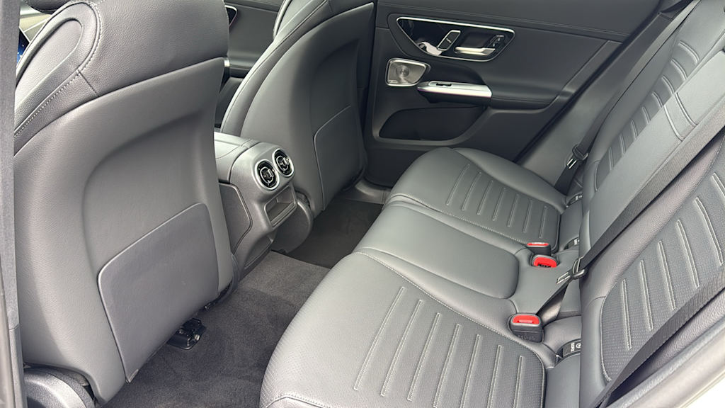 Thumbnail: 2026 Mercedes-Benz GLC - 31