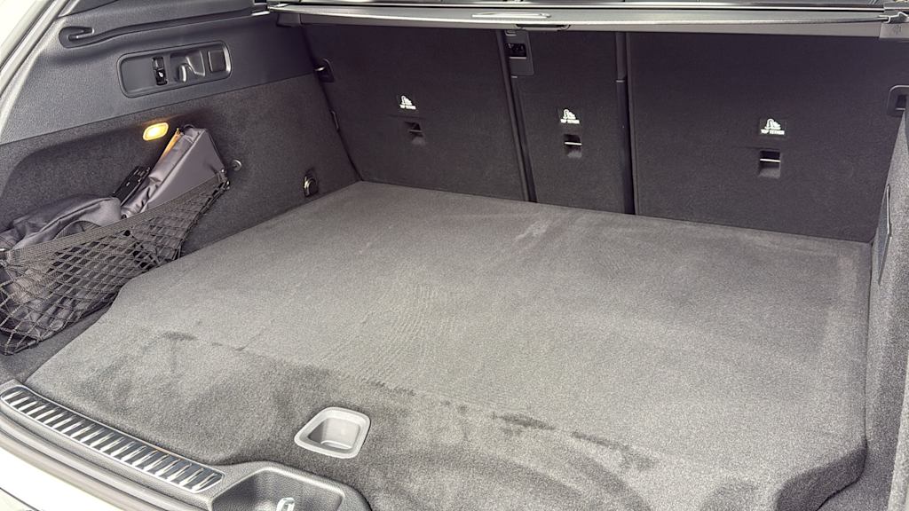 Thumbnail: 2026 Mercedes-Benz GLC - 34