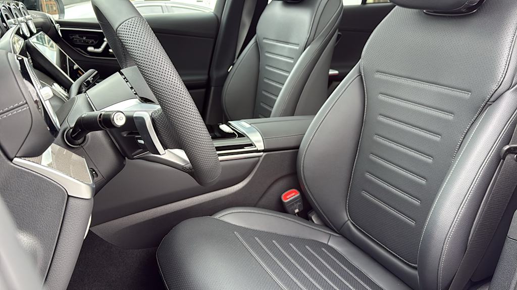 Thumbnail: 2026 Mercedes-Benz GLC - 12