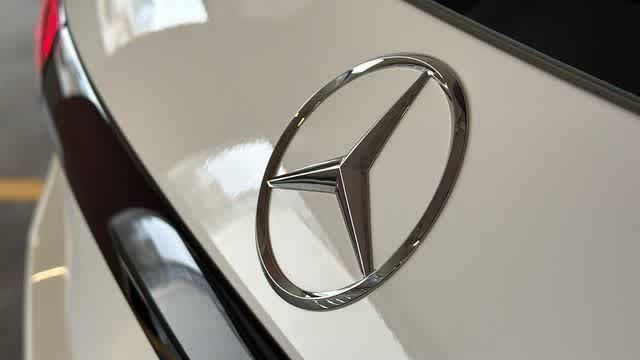 Thumbnail: 2026 Mercedes-Benz GLC - 18