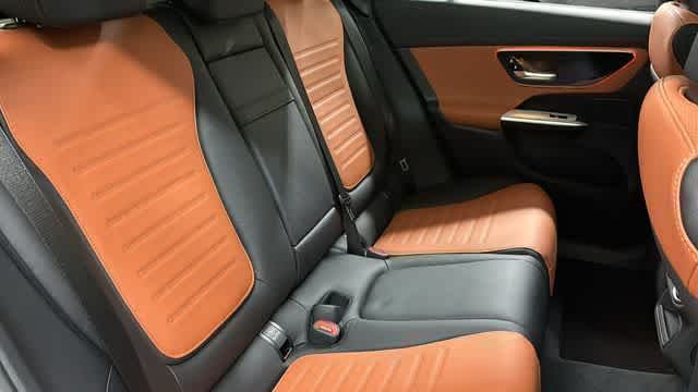 Thumbnail: 2026 Mercedes-Benz GLC - 36