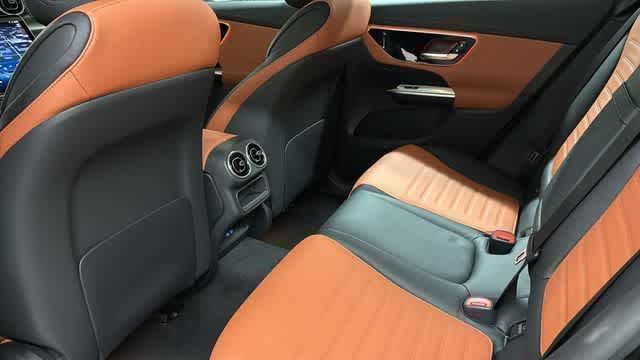 Thumbnail: 2026 Mercedes-Benz GLC - 32