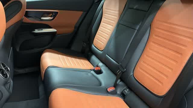 Thumbnail: 2026 Mercedes-Benz GLC - 33