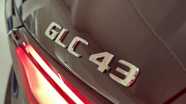 Thumbnail: 2026 Mercedes-Benz GLC - 21
