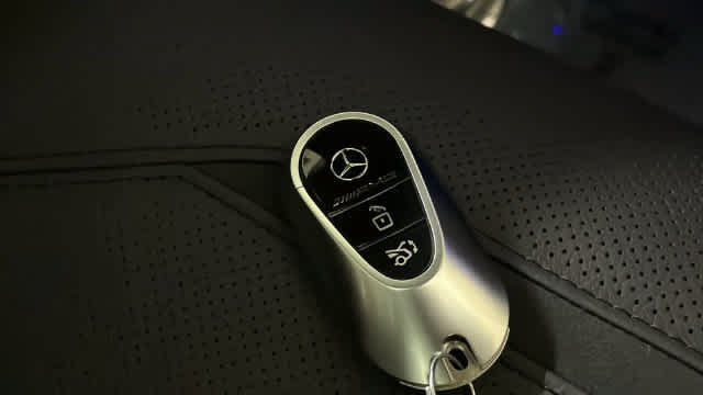 Thumbnail: 2026 Mercedes-Benz GLC - 38