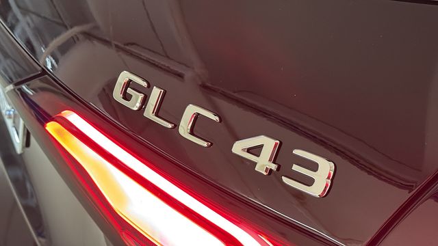 Thumbnail: 2026 Mercedes-Benz GLC - 22