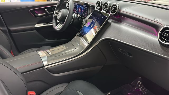 Thumbnail: 2026 Mercedes-Benz GLC - 33