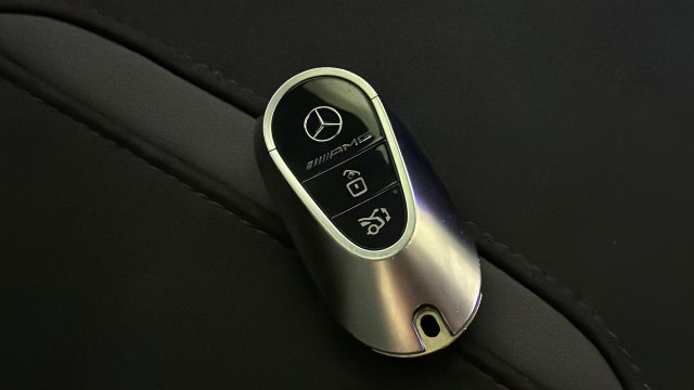 Thumbnail: 2026 Mercedes-Benz GLC - 18