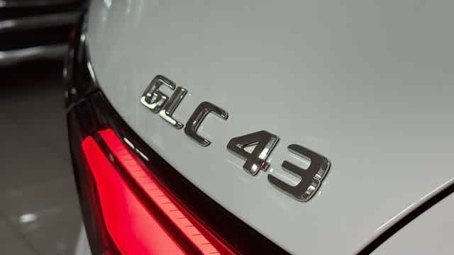 Thumbnail: 2026 Mercedes-Benz GLC - 7
