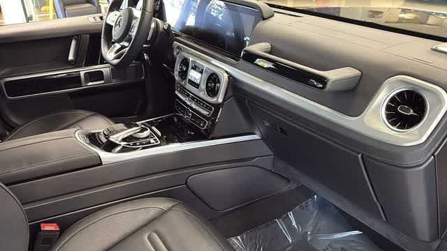 Thumbnail: 2021 Mercedes-Benz G-Class - 13