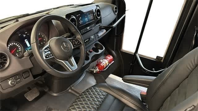 Thumbnail: 2023 Mercedes-Benz Sprinter - 8
