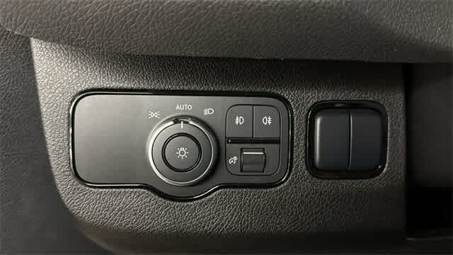 Thumbnail: 2023 Mercedes-Benz Sprinter - 20