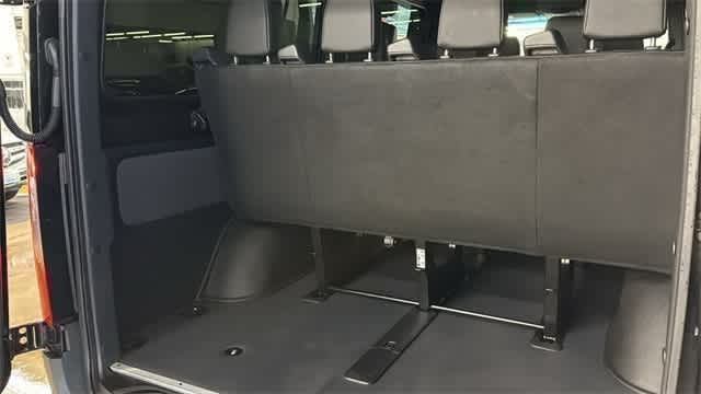 Thumbnail: 2023 Mercedes-Benz Sprinter - 27