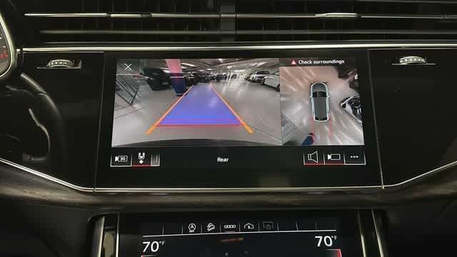 Thumbnail: 2021 Audi Q8 - 27