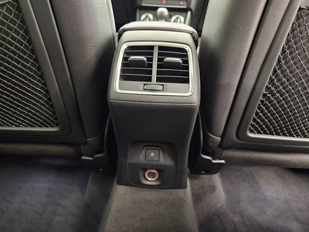 Thumbnail: 2015 Audi Q3 - 36