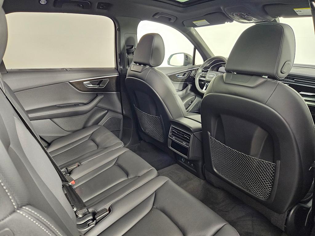 2025 Audi Q7 Premium Plus 13