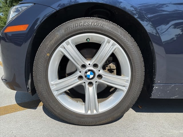 Thumbnail: 2015 BMW 3 Series - 8