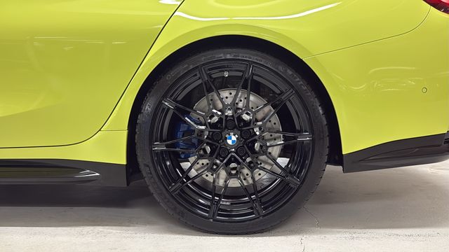 Thumbnail: 2025 BMW M3 - 6
