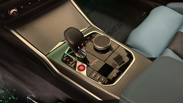 Thumbnail: 2025 BMW M3 - 14