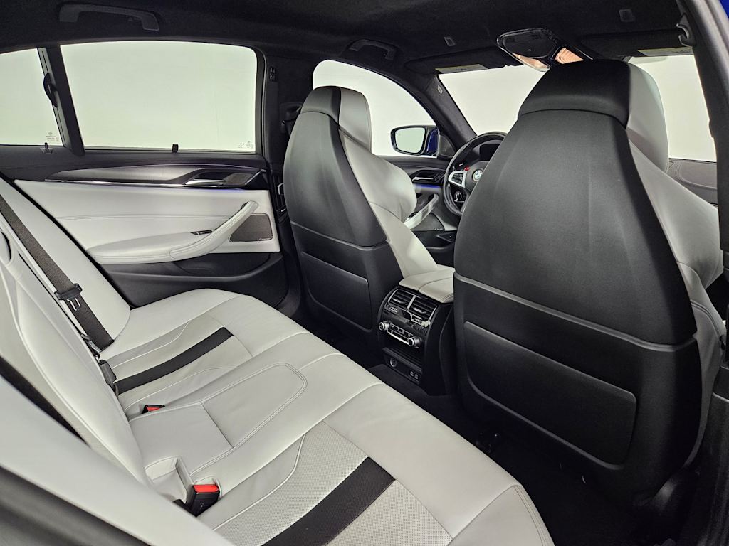 2021 BMW M5  13
