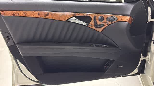 Thumbnail: 2007 Mercedes-Benz E-Class - 24