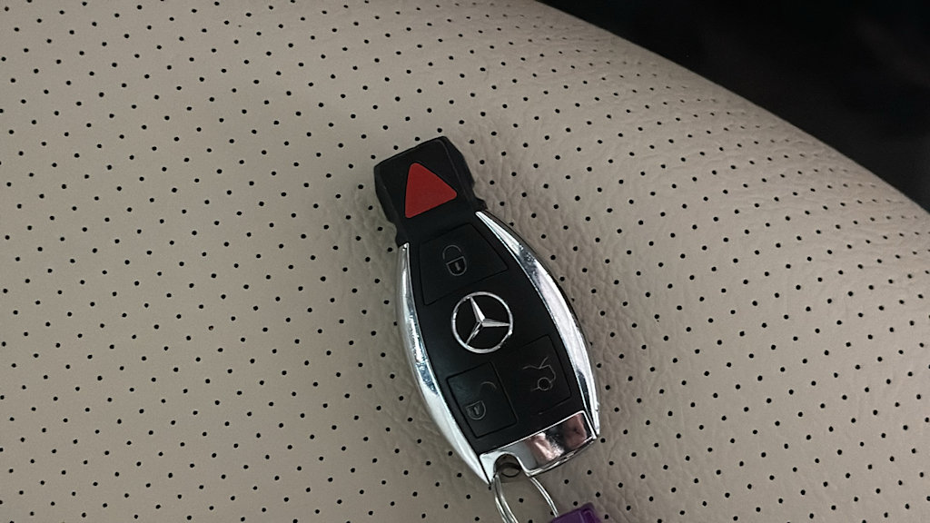 Thumbnail: 2017 Mercedes-Benz GLC - 19