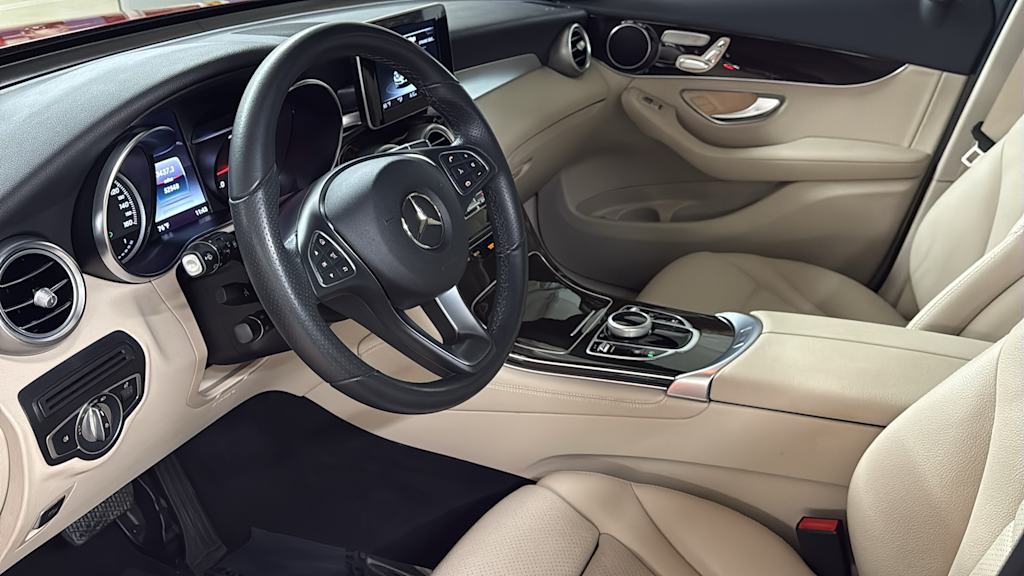 Thumbnail: 2017 Mercedes-Benz GLC - 13