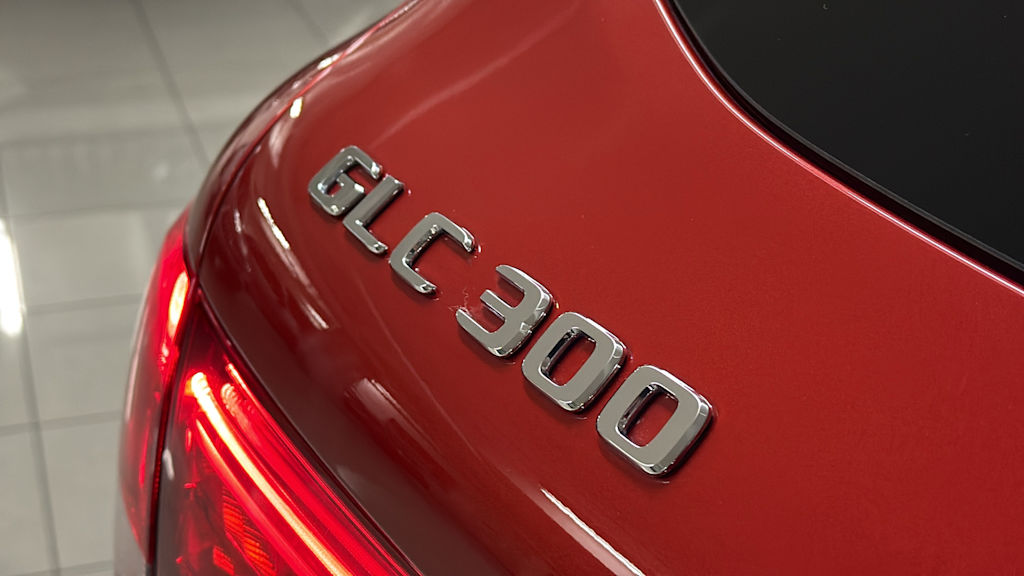 Thumbnail: 2017 Mercedes-Benz GLC - 21