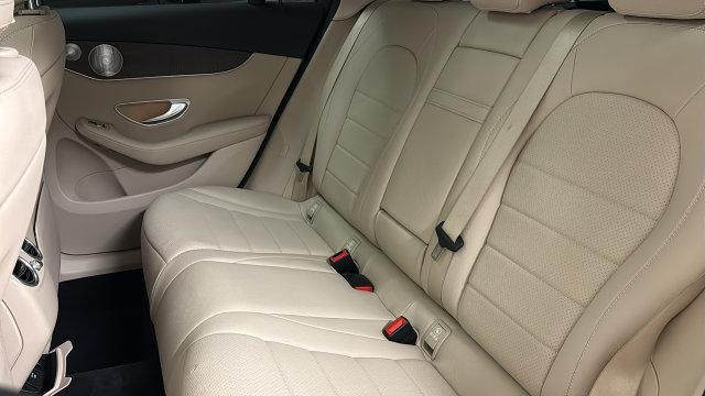 Thumbnail: 2019 Mercedes-Benz GLC - 32