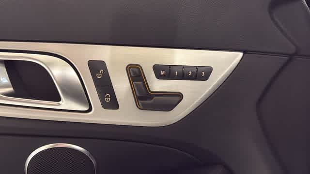 Thumbnail: 2013 Mercedes-Benz SLK - 24
