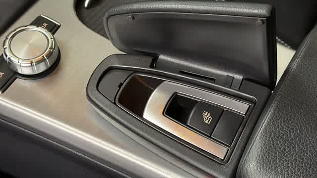 Thumbnail: 2013 Mercedes-Benz SLK - 28