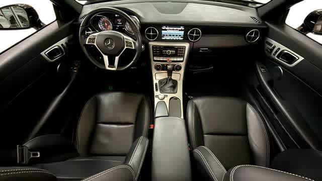 Thumbnail: 2013 Mercedes-Benz SLK - 9