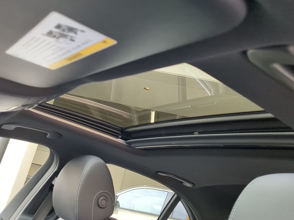 Thumbnail: 2020 Mercedes-Benz E-Class - 24