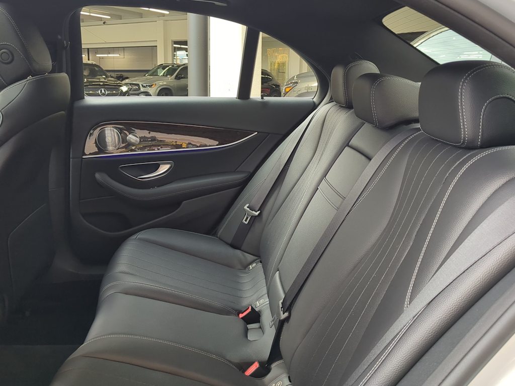 Thumbnail: 2020 Mercedes-Benz E-Class - 13