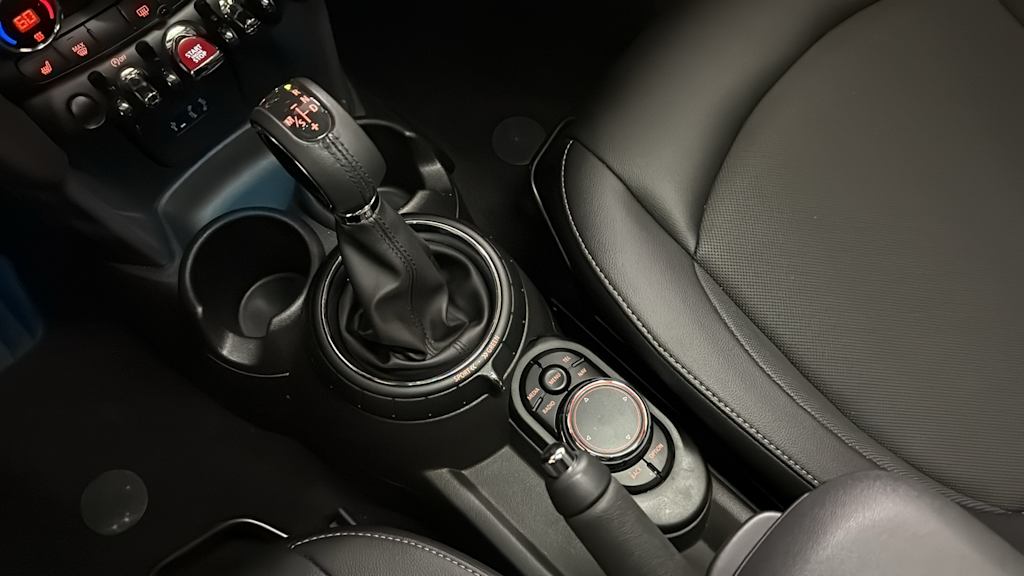 Thumbnail: 2017 MINI Cooper - 16