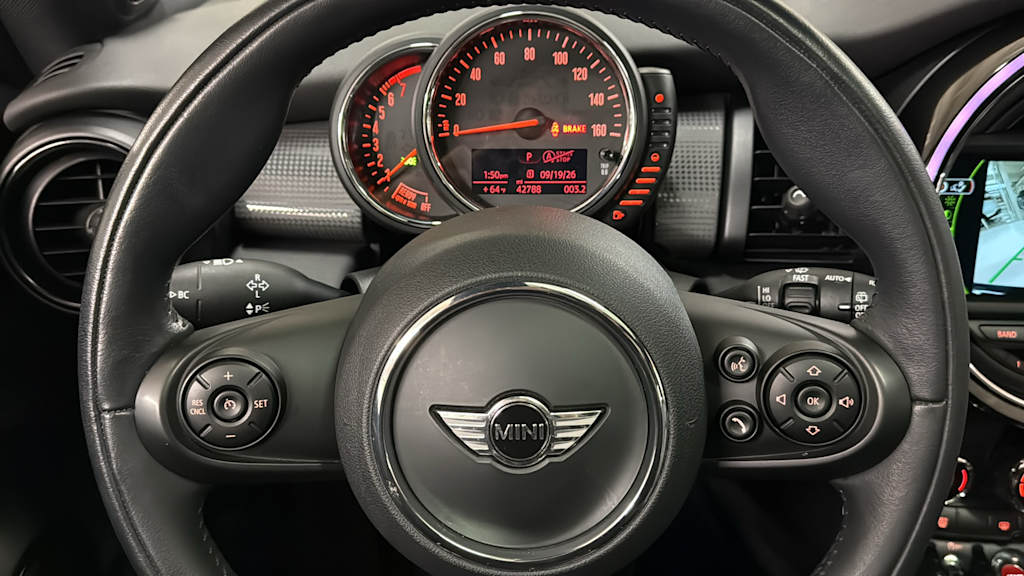 Thumbnail: 2017 MINI Cooper - 9