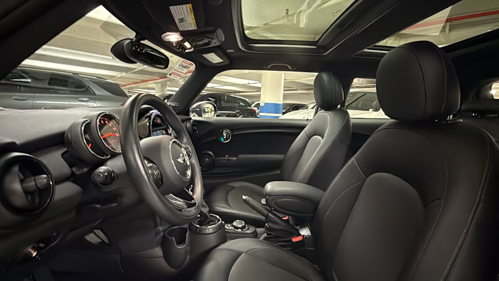 Thumbnail: 2017 MINI Cooper - 10