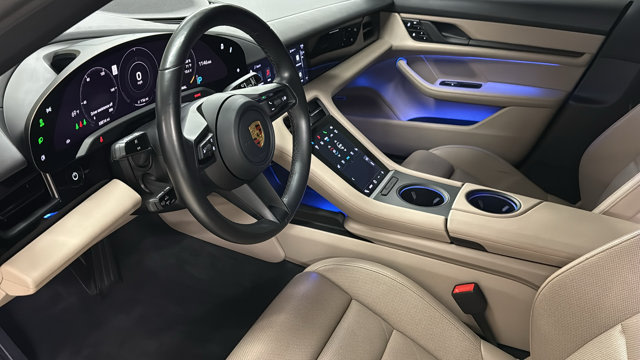 Thumbnail: 2021 Porsche Taycan - 14