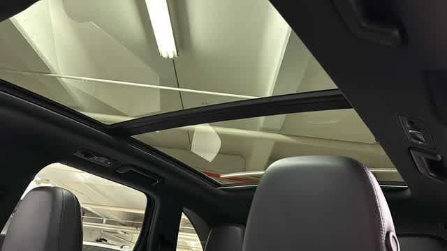 Thumbnail: 2017 Porsche Cayenne - 28