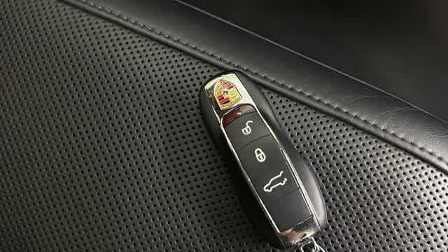 Thumbnail: 2017 Porsche Cayenne - 19