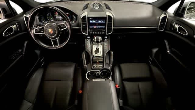 Thumbnail: 2017 Porsche Cayenne - 2