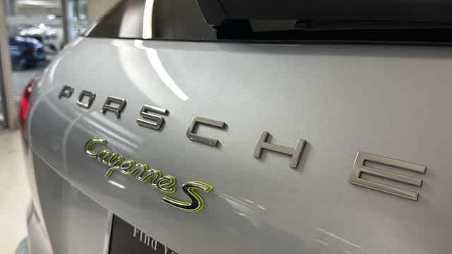 Thumbnail: 2017 Porsche Cayenne - 7