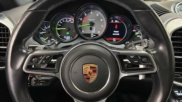 Thumbnail: 2017 Porsche Cayenne - 9