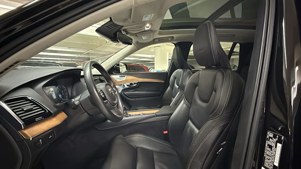 Thumbnail: 2019 Volvo XC90 - 10