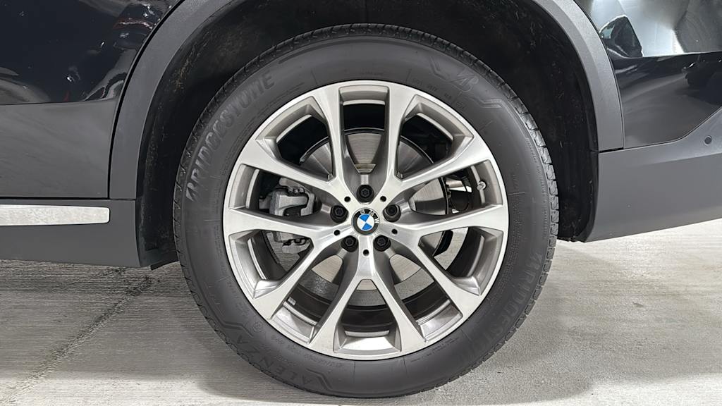 2024 BMW X5 xDrive40i 8
